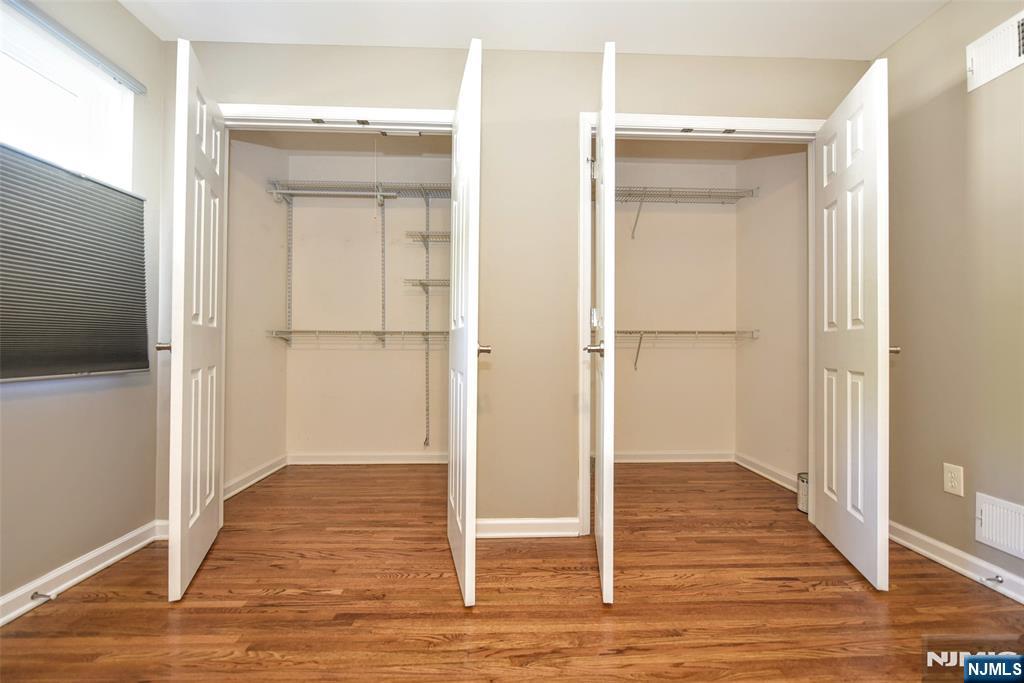 5 Hanson Place Wayne, NJ 07470 - Photo 23 of 38
