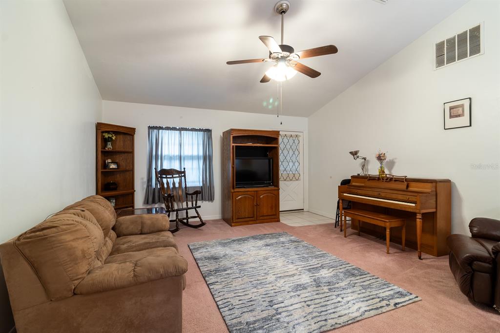 300 Southwest Brighton Court Fort White, FL 32038 - Photo 32 of 35