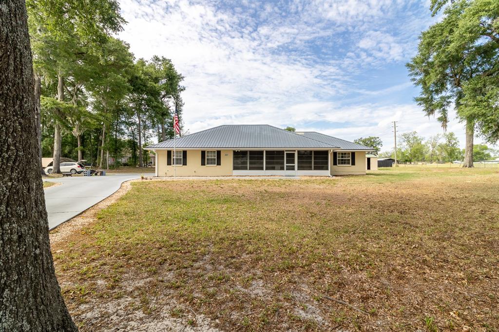 300 Southwest Brighton Court Fort White, FL 32038 - Photo 5 of 35