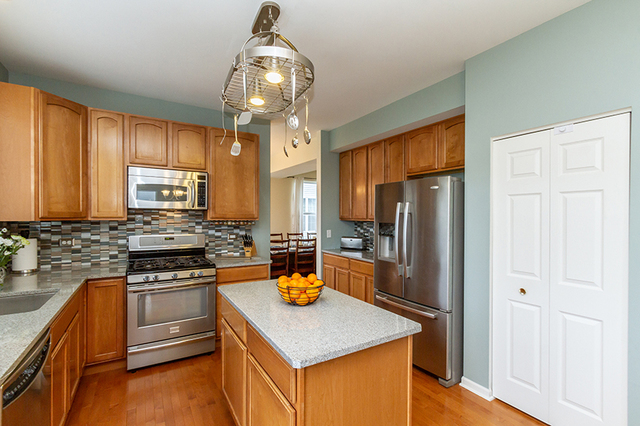 1403 Beachview Road Pingree Grove, IL 60140 - Photo 12 of 27