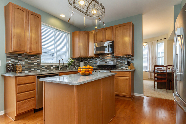 1403 Beachview Road Pingree Grove, IL 60140 - Photo 10 of 27