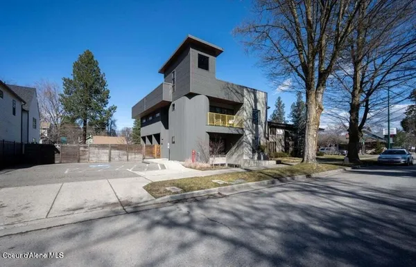 $595,000 | 915 East Sherman Avenue, Unit C, Coeur D'Alene, ID 83814