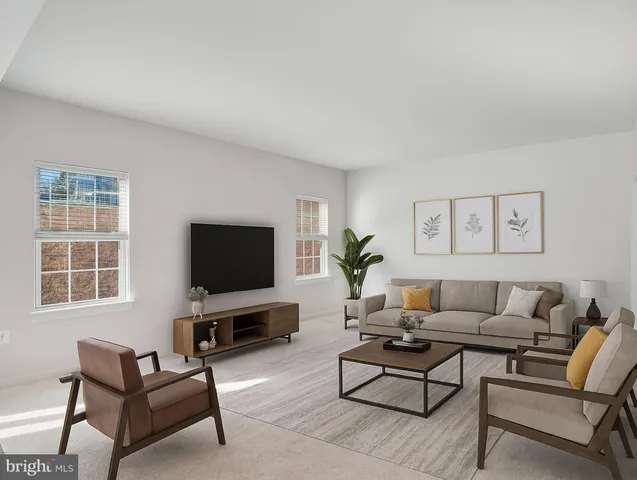 $575,000 | 484 Bridgepoint Drive, Fredericksburg, VA 22405