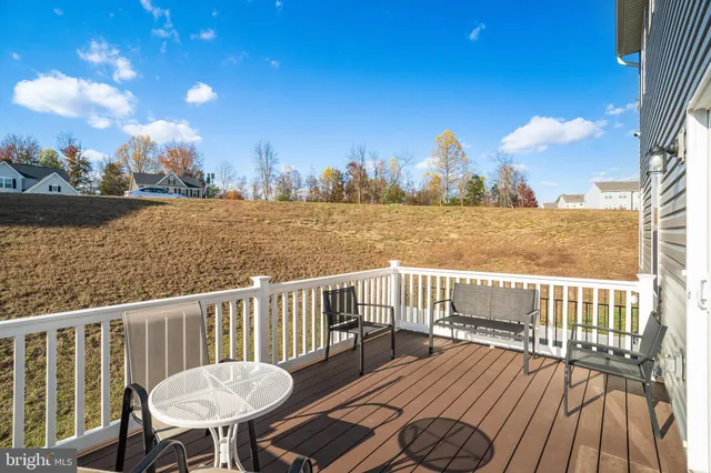 $575,000 | 484 Bridgepoint Drive, Fredericksburg, VA 22405
