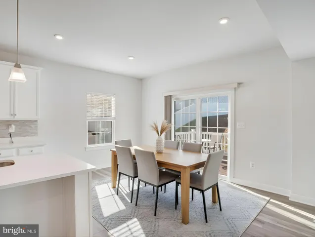 $575,000 | 484 Bridgepoint Drive, Fredericksburg, VA 22405