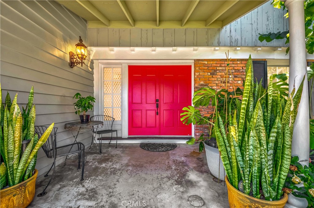 2175 Calavera Place Fullerton, CA 92833 - Photo 3 of 51 a view of backyard with outdoor seating and plants