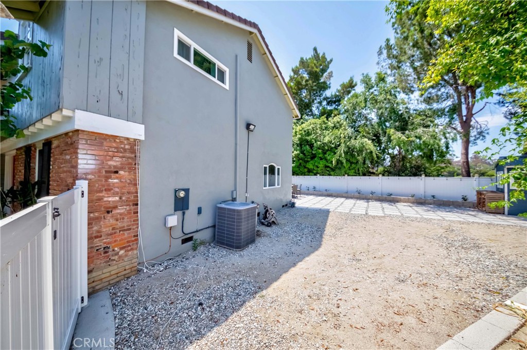2175 Calavera Place Fullerton, CA 92833 - Photo 47 of 51 a view of outdoor space and garden