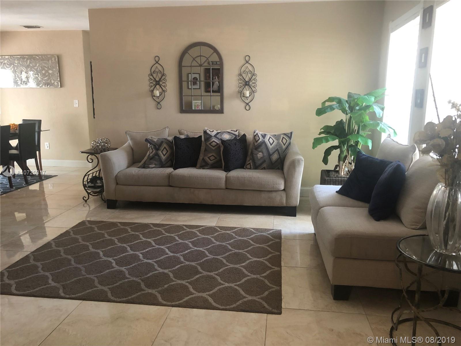 19265 Franjo Road Cutler Bay, FL 33157 - Photo 2 of 27