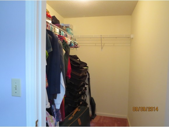 27 Bennington Road Nashua, NH 03064 - Photo 13 of 19