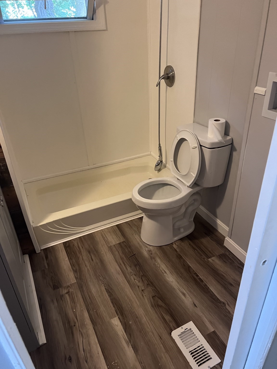 1032 North Main Street, Unit 5 Killingly, CT 06241 - Photo 10 of 12 Gallery Image 10