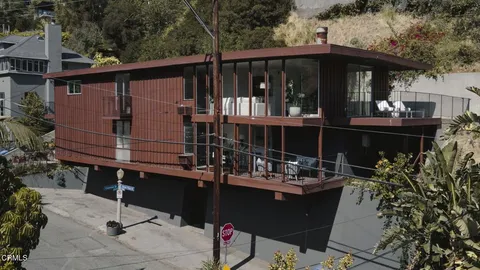$1,699,950 | 1600 Sunset Plaza Drive, Los Angeles, CA 90069