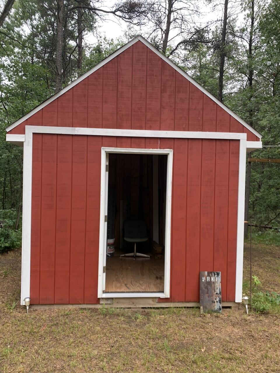 4838 East Stark Road Manistee, MI 49660 - Photo 6 of 15 thumbnail_IMG_8929