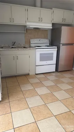 $1,500 | 4707 Americana Avenue, Charlotte, NC 28215