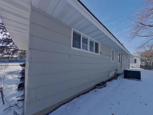 $2,299 | 2606 65th Avenue North, Brooklyn Center, MN 55430