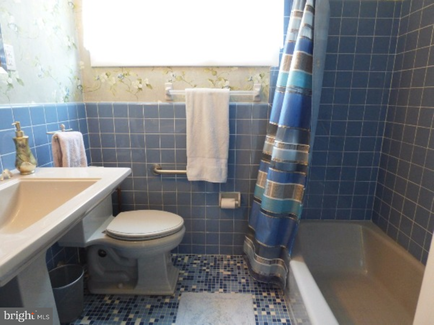 801 Fraser Road Glenside, PA 19038 - Photo 17 of 25 Bathroom