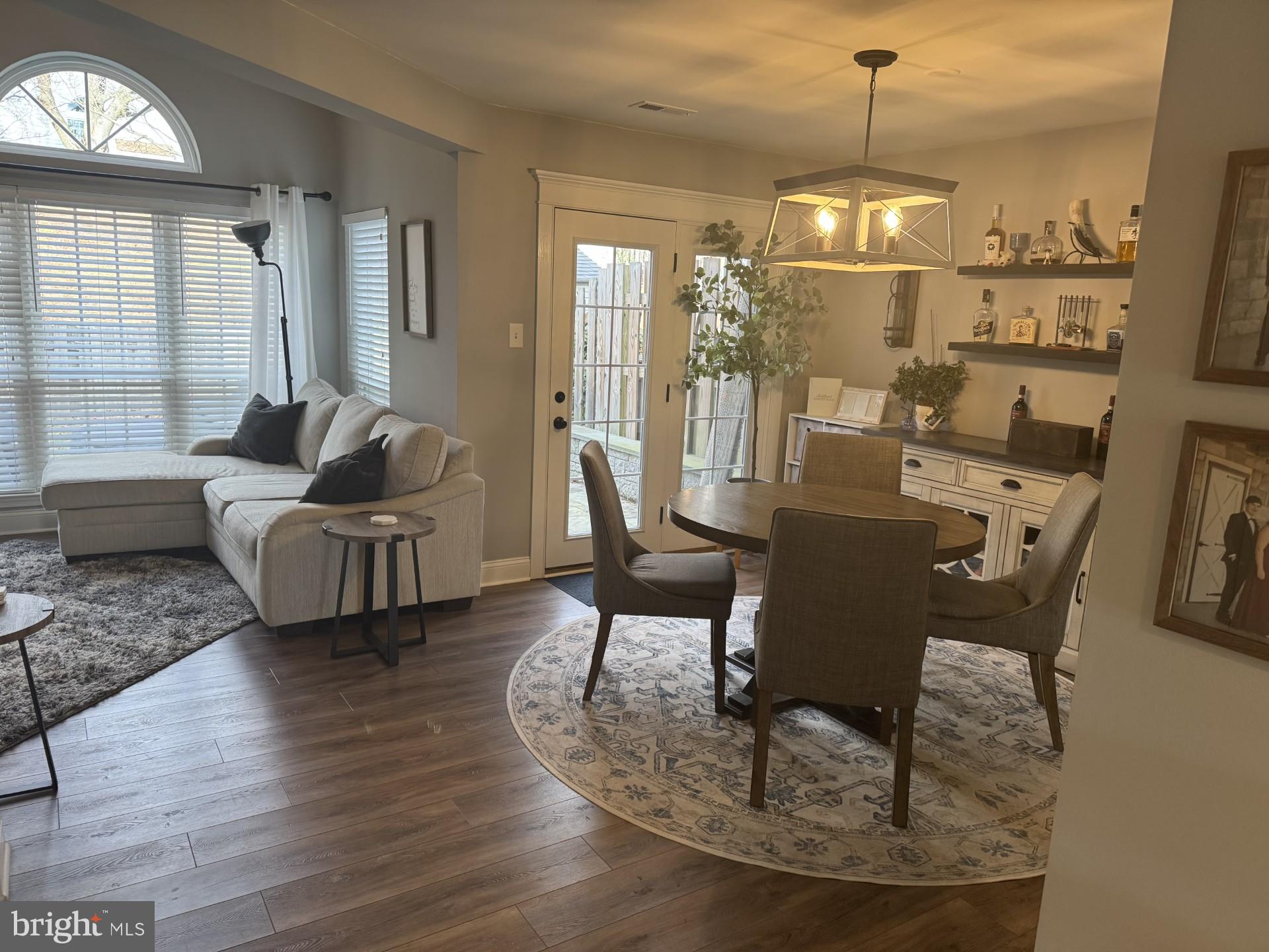 424 Trumbull Court Newtown, PA 18940 - Photo 5 of 21 a living room with furniture