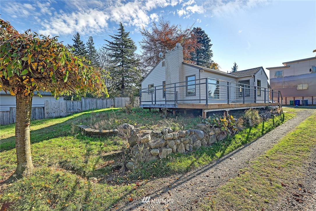 1419 North 36th Street Renton, WA 98056 - Photo 4 of 7 Gallery Image 4