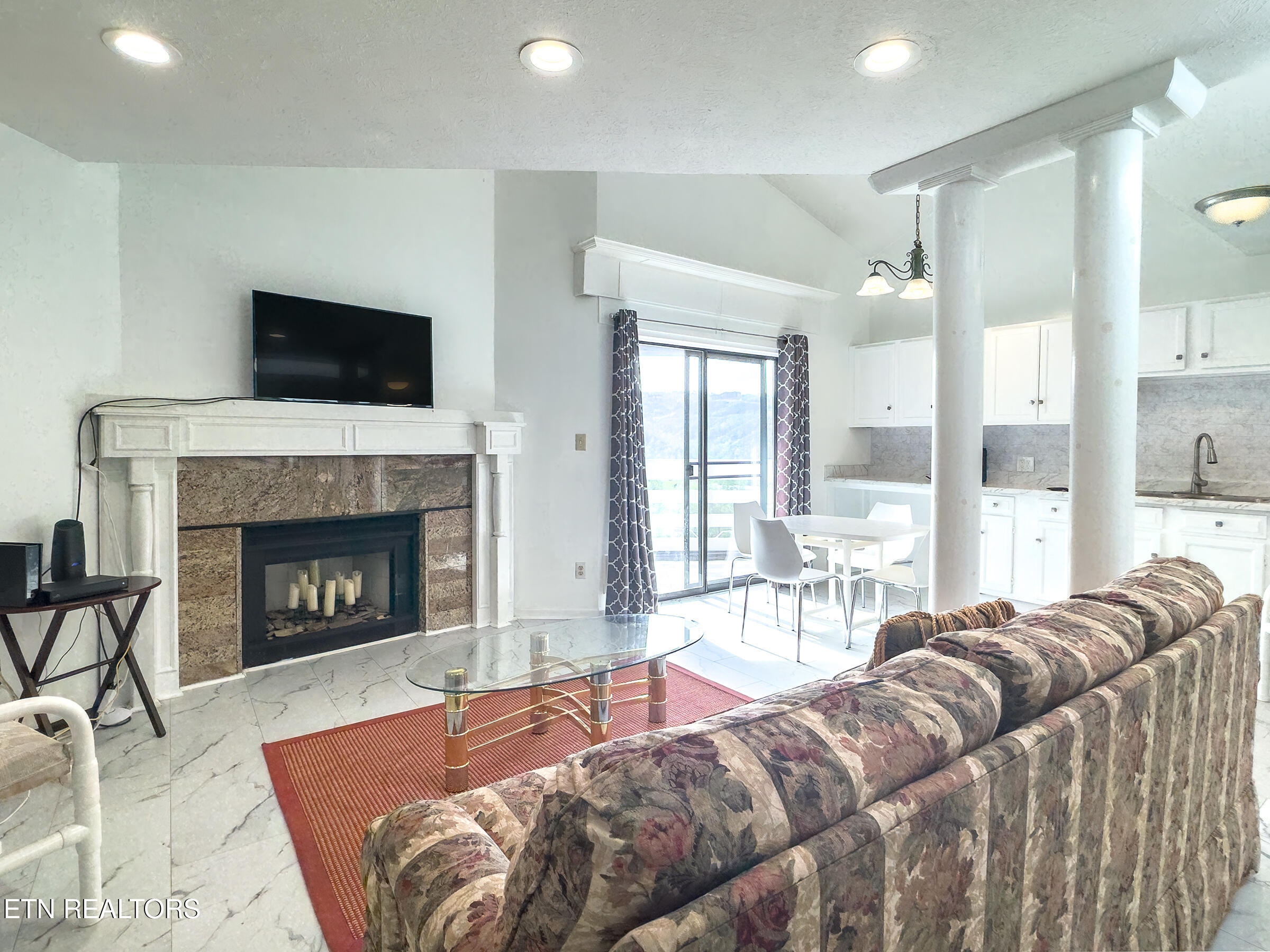 616 Turkey Nest Road, Unit 306 Gatlinburg, TN 37738 - Photo 11 of 35 living room 2