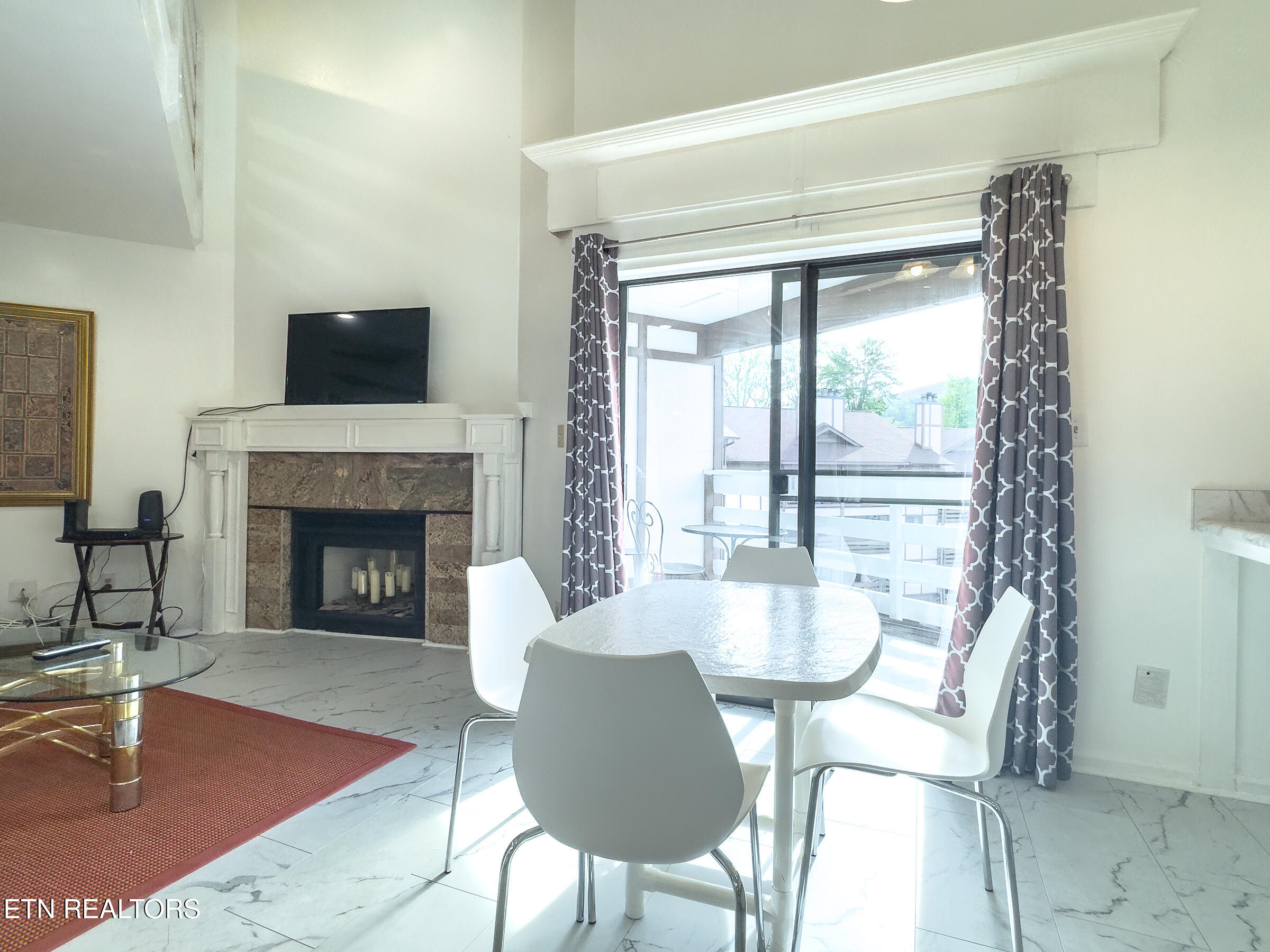 616 Turkey Nest Road, Unit 306 Gatlinburg, TN 37738 - Photo 16 of 35 dining room