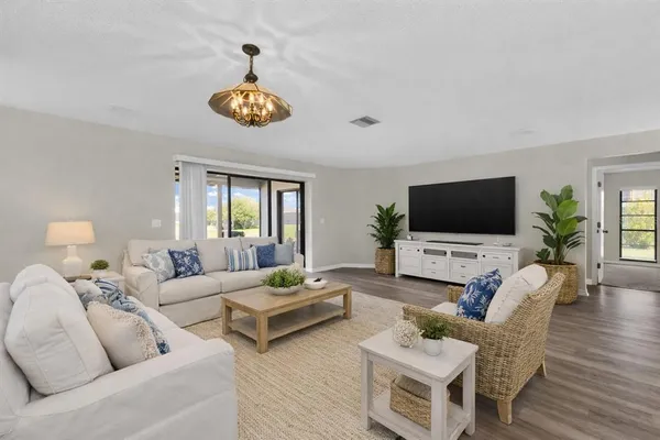 $350,000 | 1602 Jim Jim Court, Venice, FL 34293