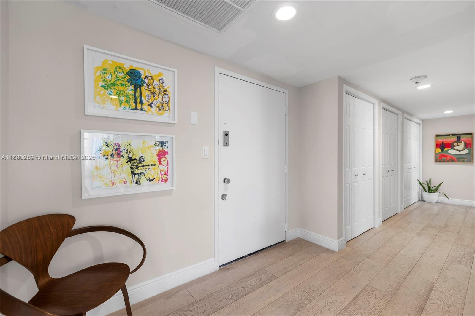 5660 Collins Avenue, Unit 2B Miami Beach, FL 33140 - Photo 18 of 34