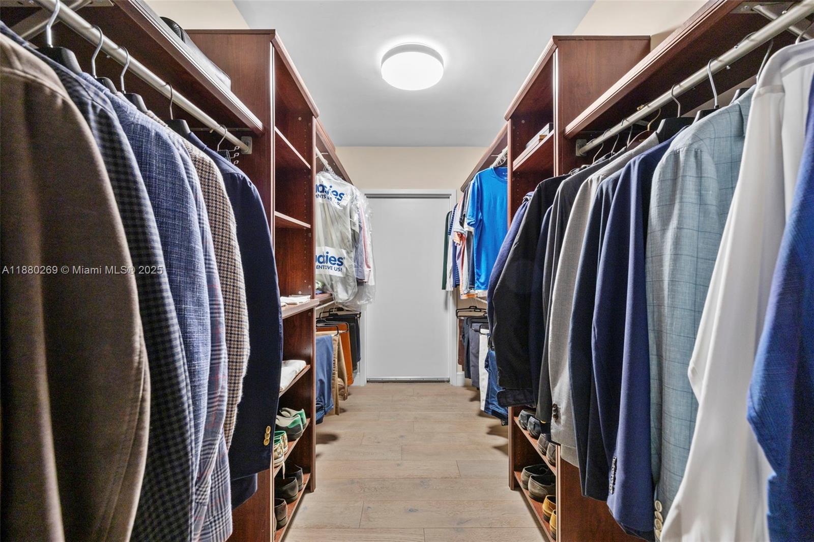 5660 Collins Avenue, Unit 2B Miami Beach, FL 33140 - Photo 21 of 34