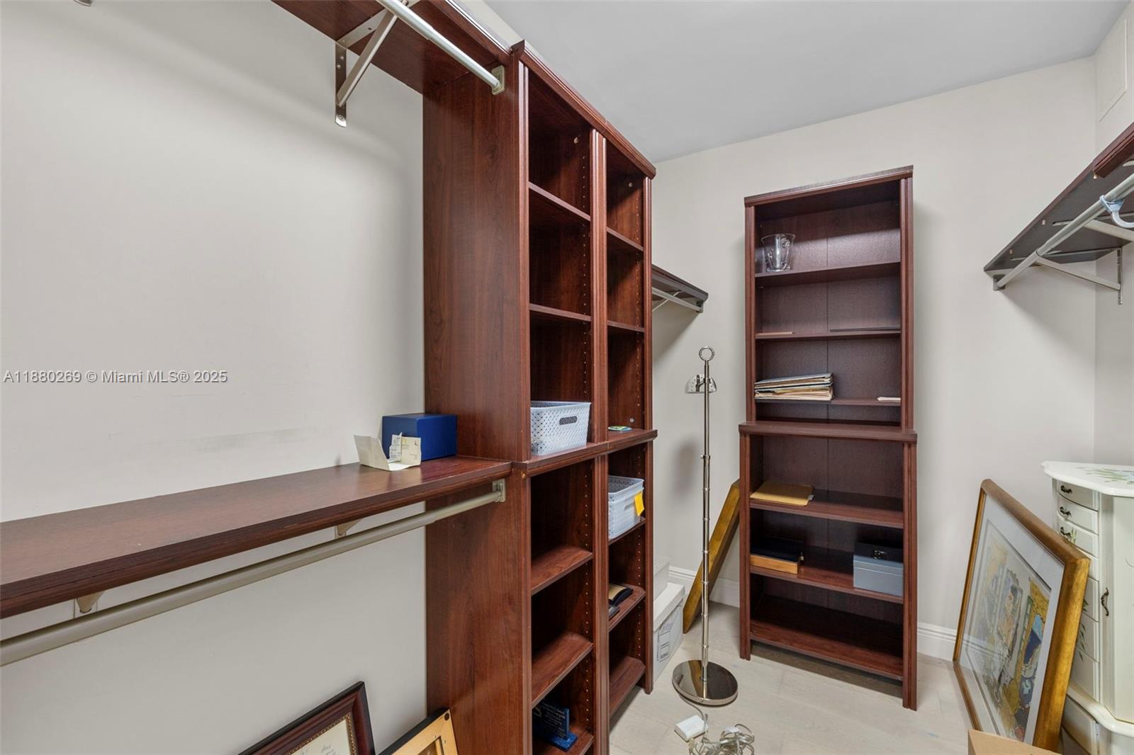 5660 Collins Avenue, Unit 2B Miami Beach, FL 33140 - Photo 22 of 34