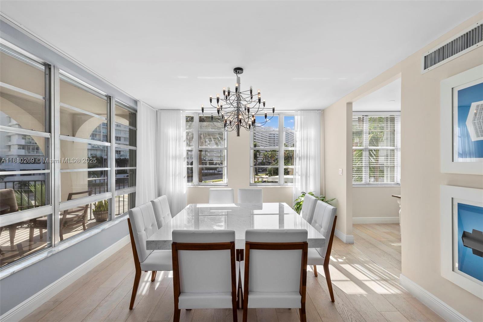 5660 Collins Avenue, Unit 2B Miami Beach, FL 33140 - Photo 9 of 34