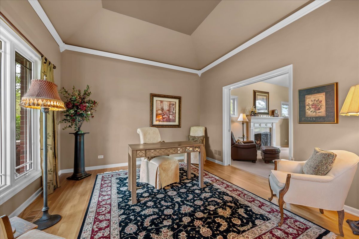 430 Alberosky Way Batavia, IL 60510 - Photo 6 of 49 a living room with furniture and a window