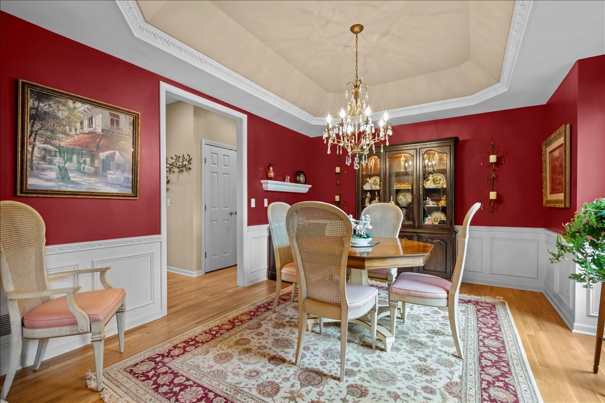 430 Alberosky Way Batavia, IL 60510 - Photo 7 of 49 a dining room with furniture and chandelier