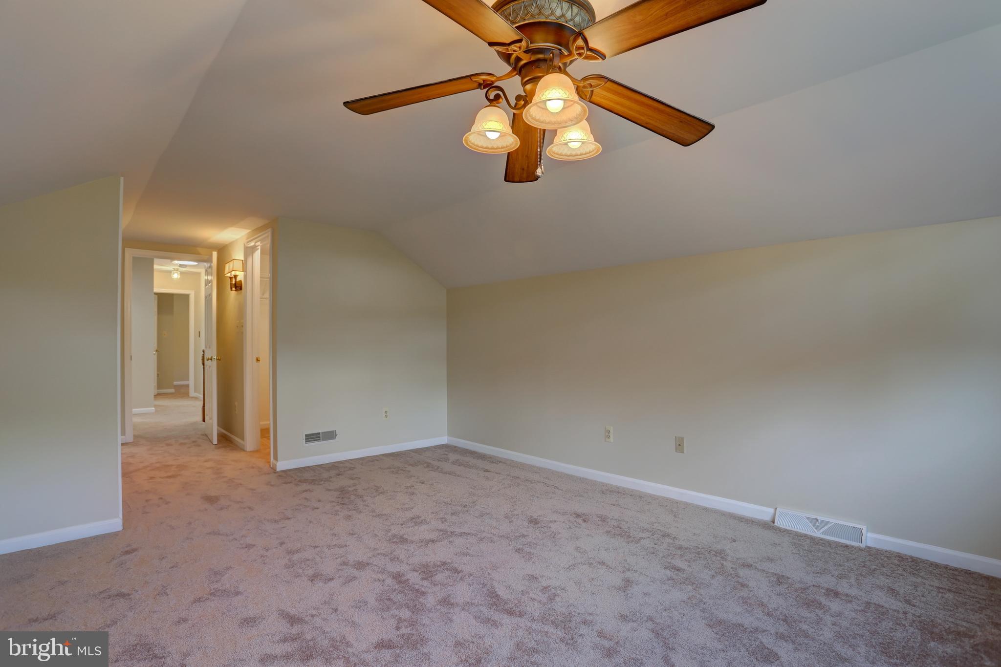 1070 Hearthstone Road Lancaster, PA 17603 - Photo 35 of 50