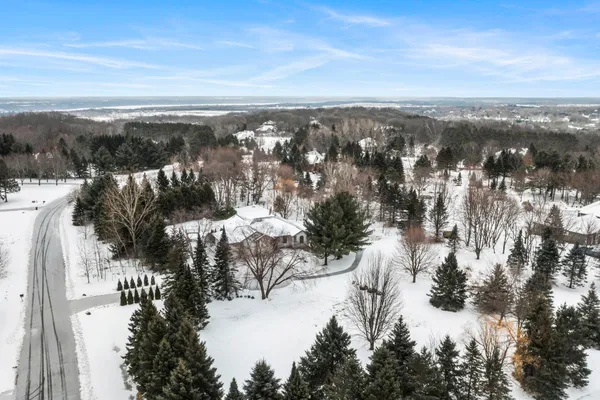 $974,900 | 2780 Overlook Lane North, Stillwater, MN 55082