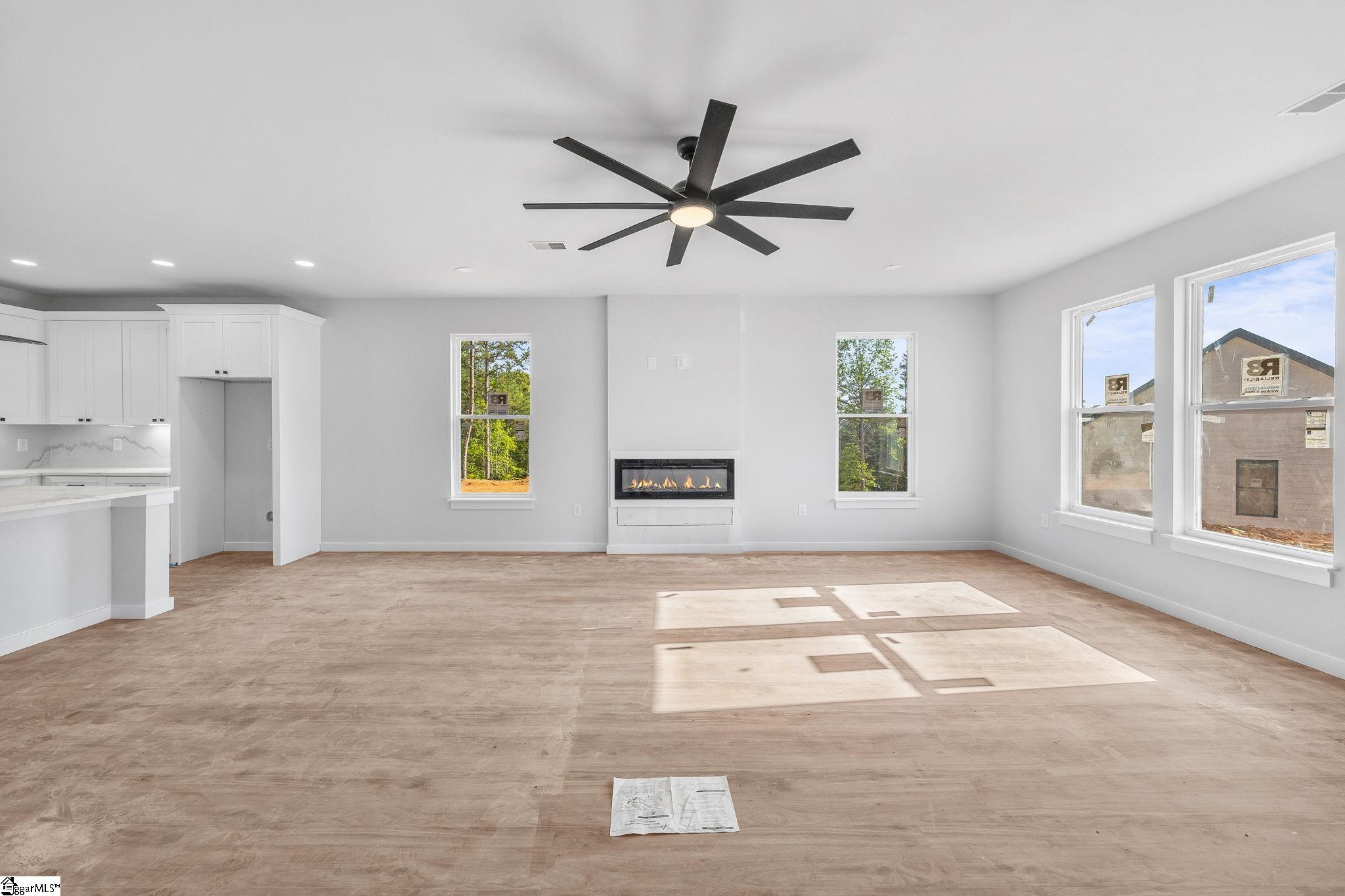 150 Boxwood Lane Easley, SC 29640 - Photo 4 of 40