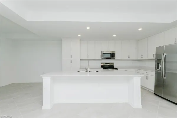 $1,895 | 18451 Copperhead Drive, Unit 522, Lehigh Acres, FL 33936