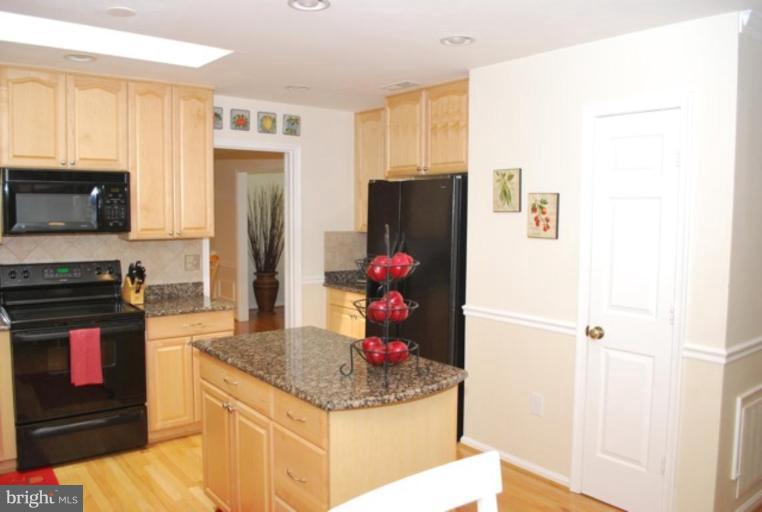7702 Wilbur Court Springfield, VA 22153 - Photo 13 of 24 Other #1