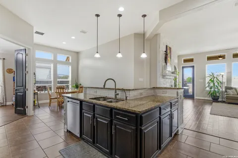 $645,000 | 3335 Harvest Crest, Marion, TX 78124