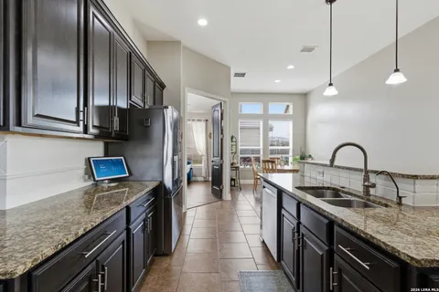 $645,000 | 3335 Harvest Crest, Marion, TX 78124