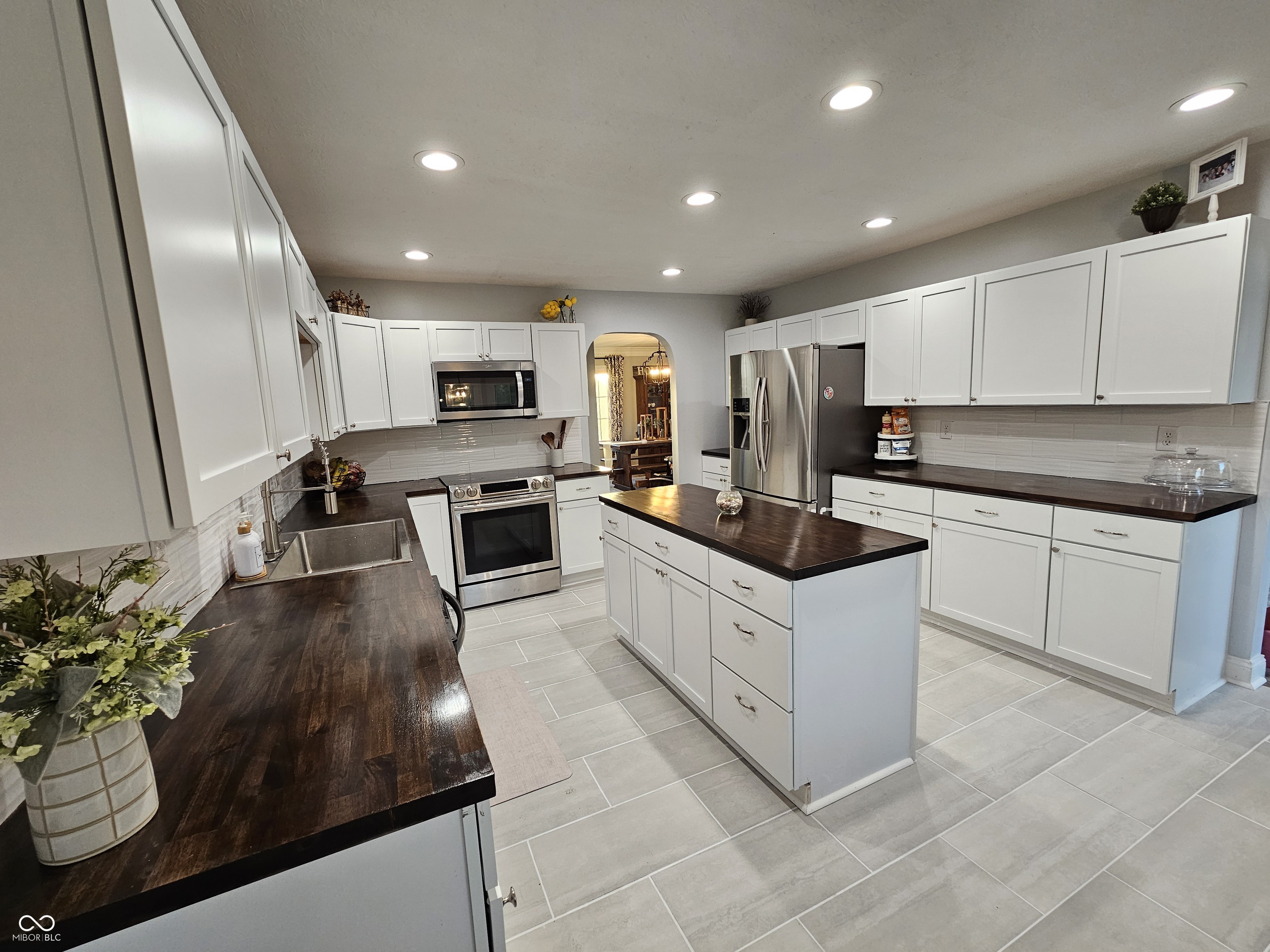 6787 South Nineveh Road Trafalgar, IN 46181 - Photo 22 of 59