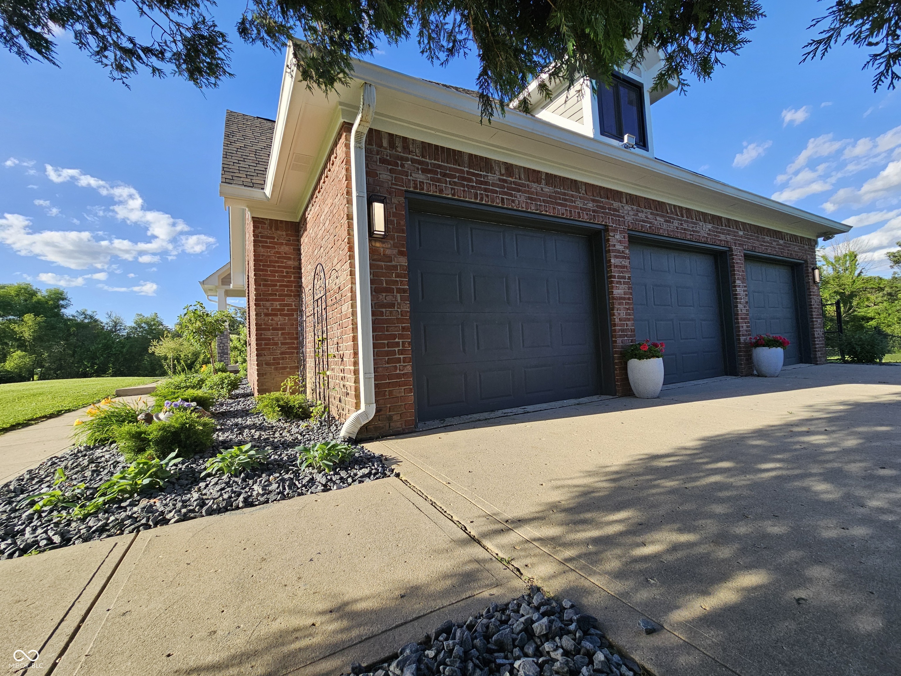 6787 South Nineveh Road Trafalgar, IN 46181 - Photo 7 of 59