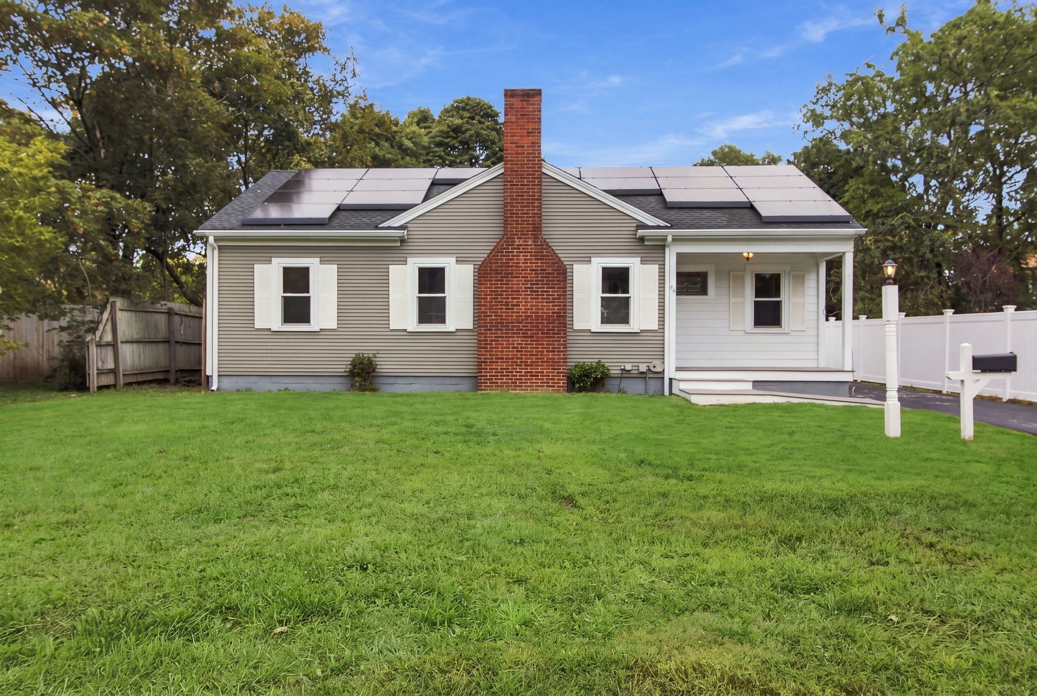 18 Murphy Road Barnstable, MA 02601 - Photo 2 of 31 Gallery Image 2
