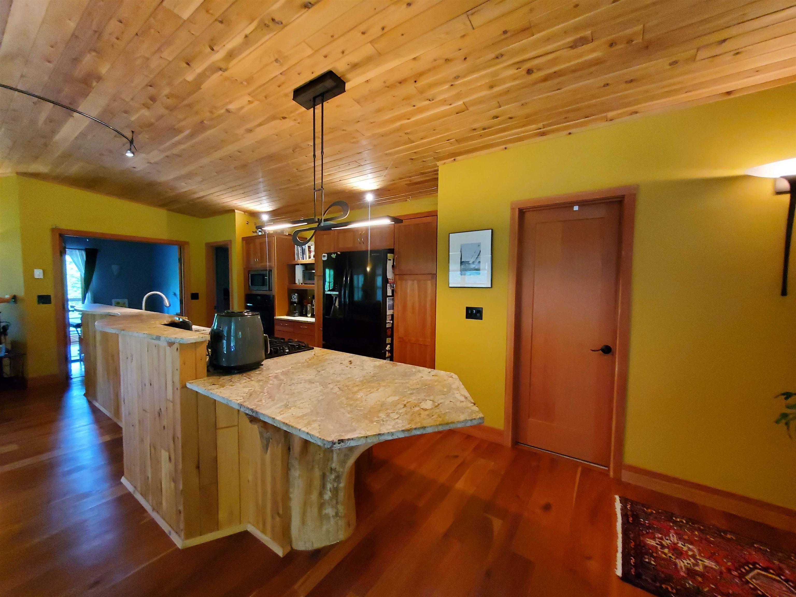 1046 Goose Pond Road Canaan, NH 03741 - Photo 3 of 34