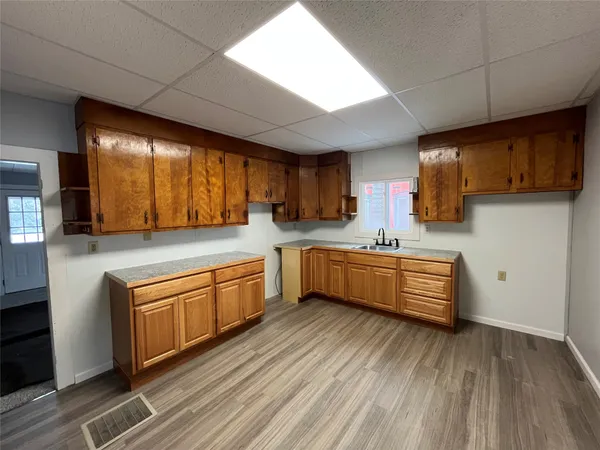 $950 | 334 Main Street, Apalachin, NY 13732
