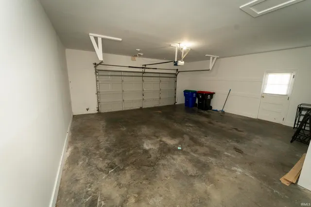 $3,995 | 603 West Water Street, Newburgh, IN 47630