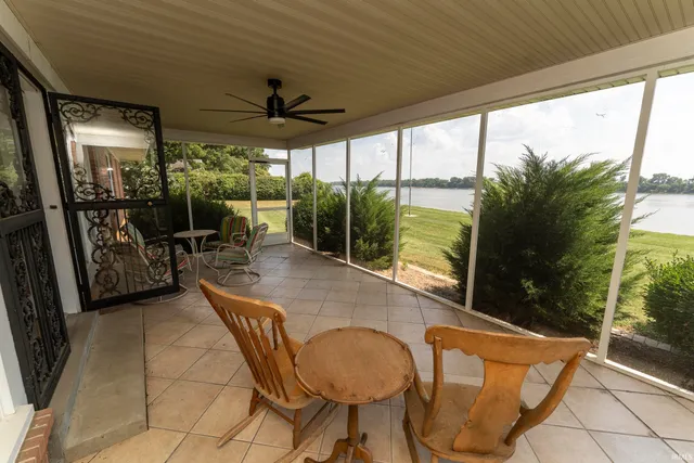 $3,995 | 603 West Water Street, Newburgh, IN 47630