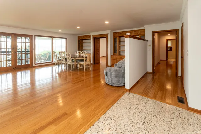 $3,995 | 603 West Water Street, Newburgh, IN 47630