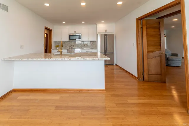 $3,995 | 603 West Water Street, Newburgh, IN 47630