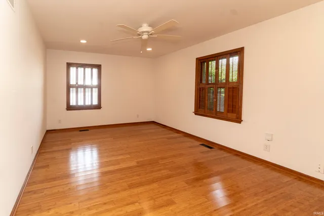 $3,995 | 603 West Water Street, Newburgh, IN 47630