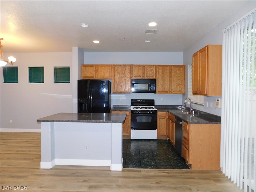 6417 Yucca Ridge Court North Las Vegas, NV 89084 - Photo 6 of 27