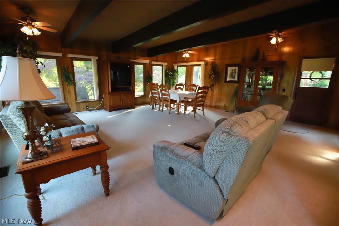 1365 Ridge Road Salem, OH 44460 - Photo 3 of 21