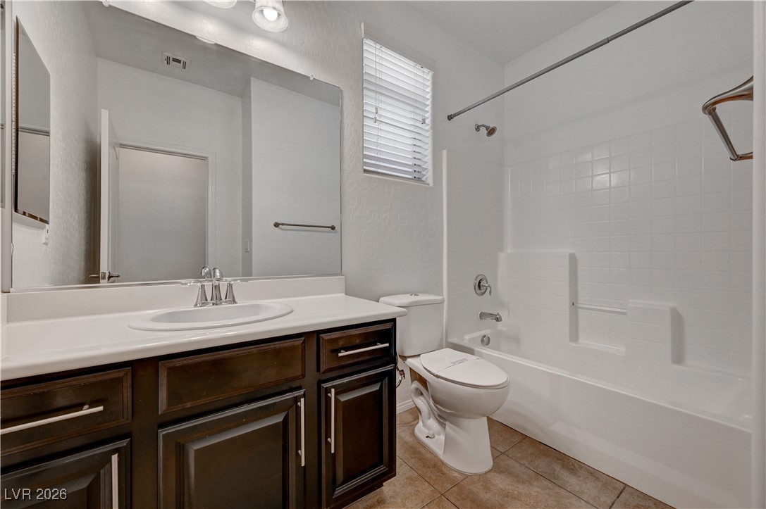 7272 Spring Flower Avenue Las Vegas, NV 89117 - Photo 15 of 24